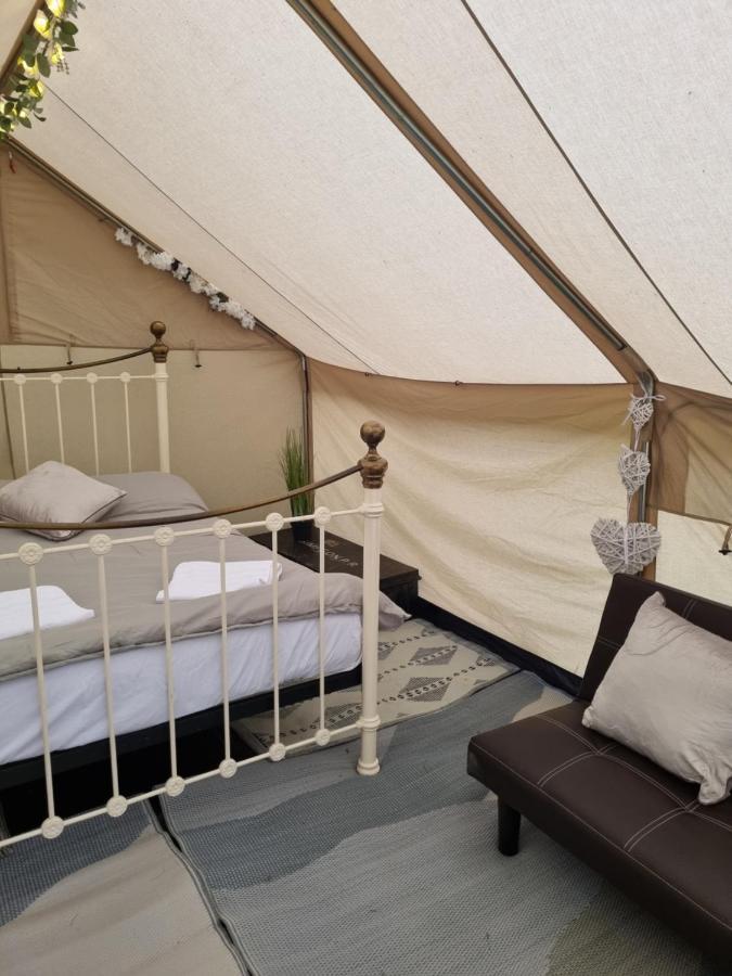 Glamping In Style, Prospector Tent Crawley  Esterno foto